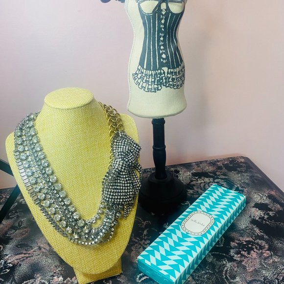 LADY BOSS STELLA & DOT NECKLACE - Picture 2 of 9